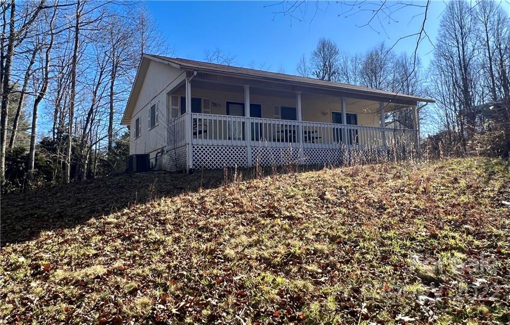 55 Clipper Lane Hendersonville NC 28739