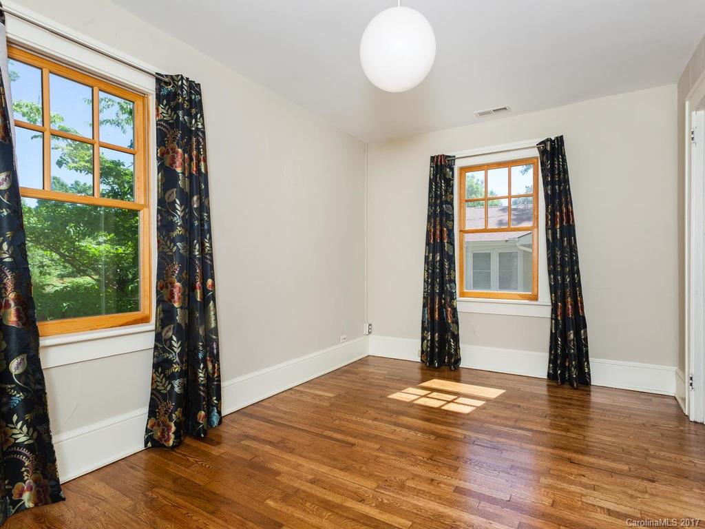 212 Forest Hill Drive Asheville NC 28803