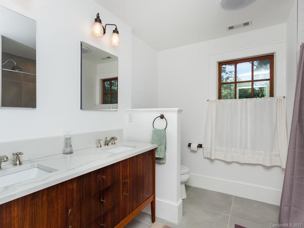 212 Forest Hill Drive Asheville NC 28803