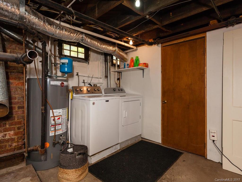 212 Forest Hill Drive Asheville NC 28803