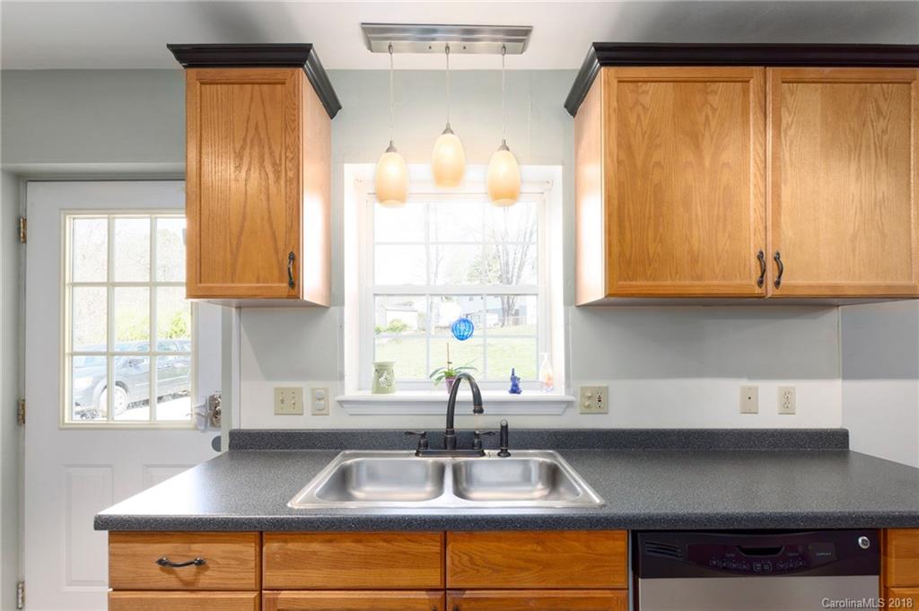 163 Appalachian Way Asheville NC 28806