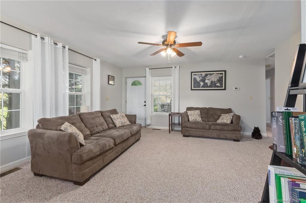 163 Appalachian Way Asheville NC 28806