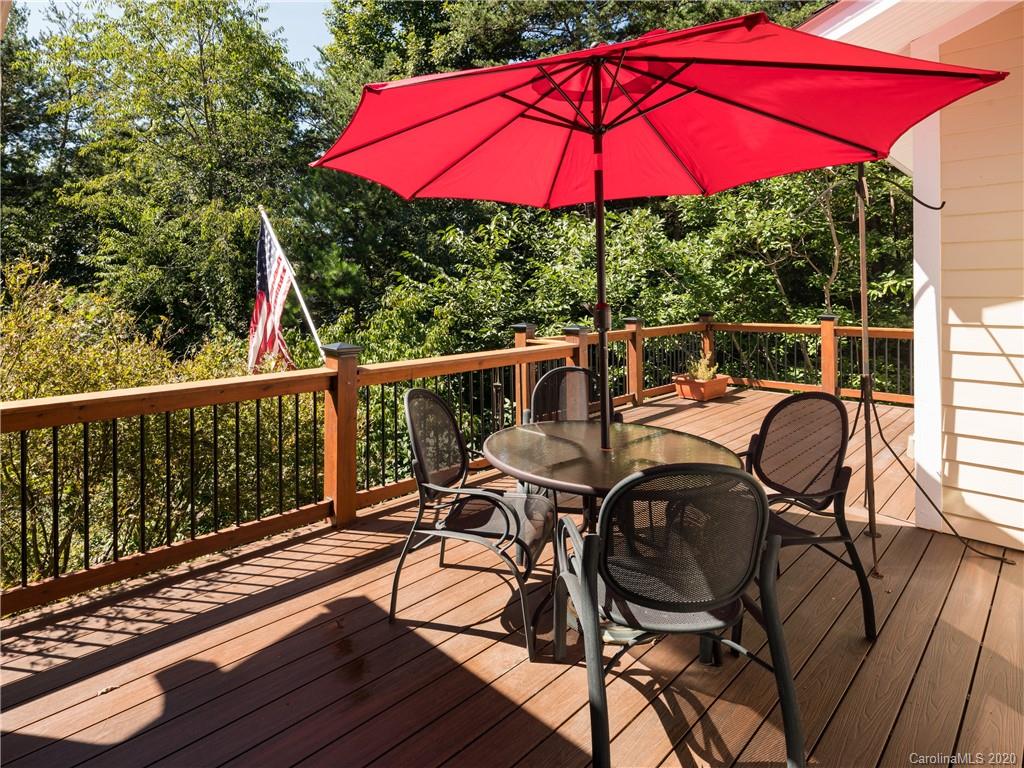 7 Crescent Court Weaverville NC 28787