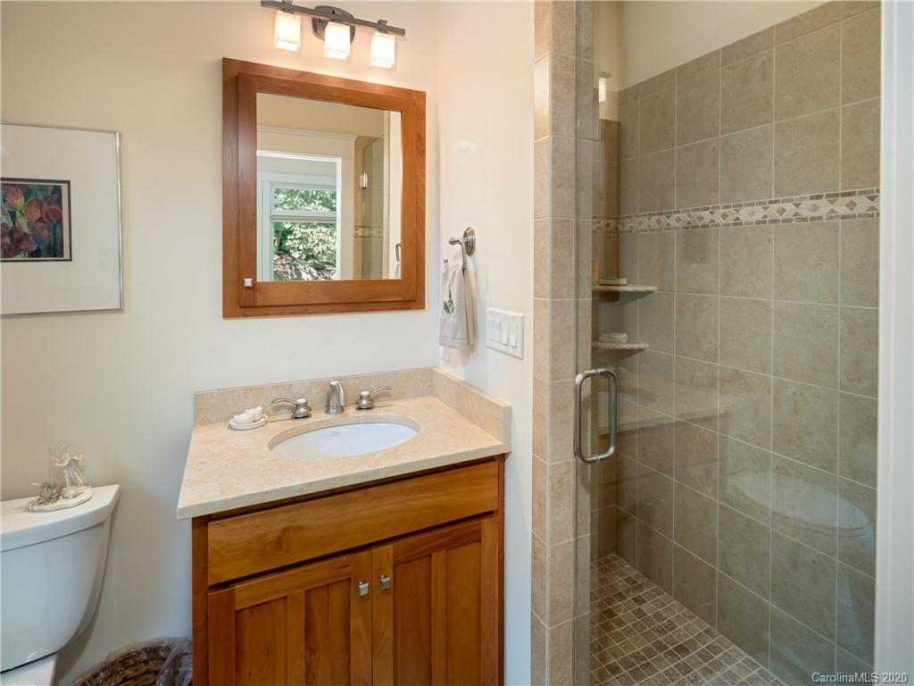 7 Crescent Court Weaverville NC 28787