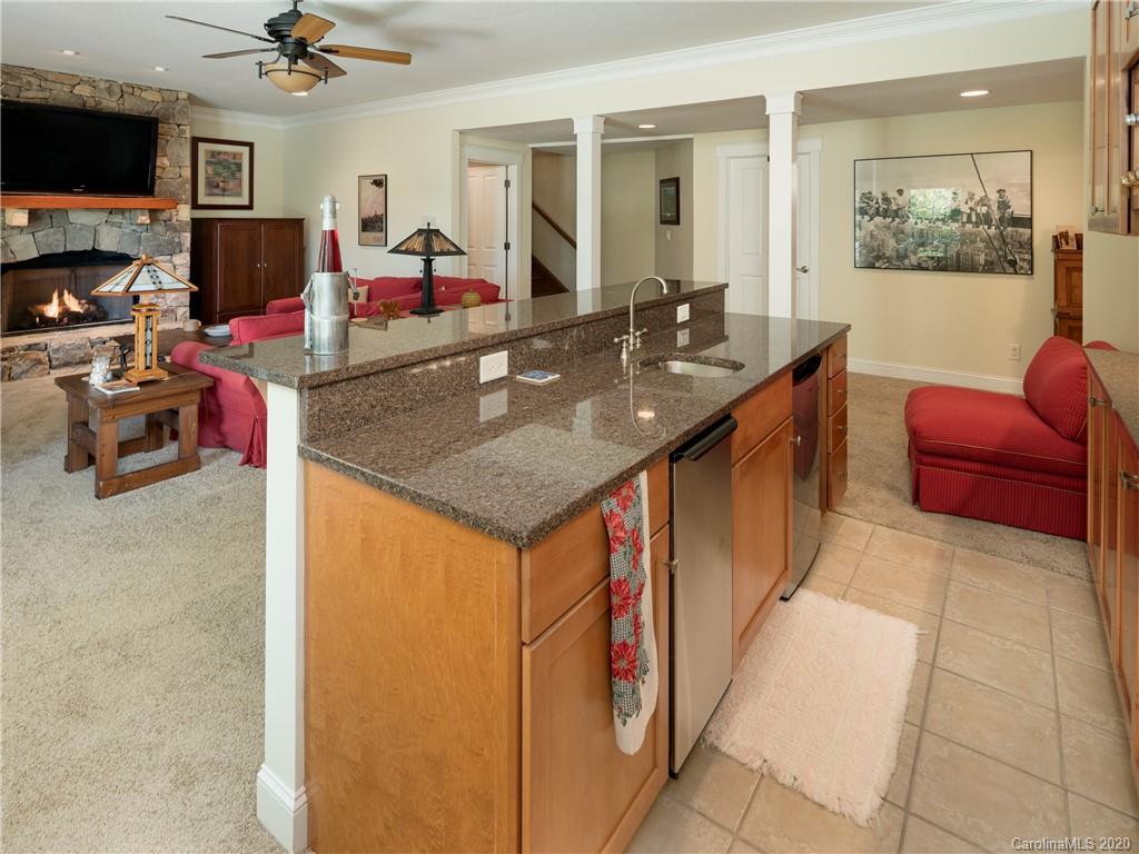 7 Crescent Court Weaverville NC 28787
