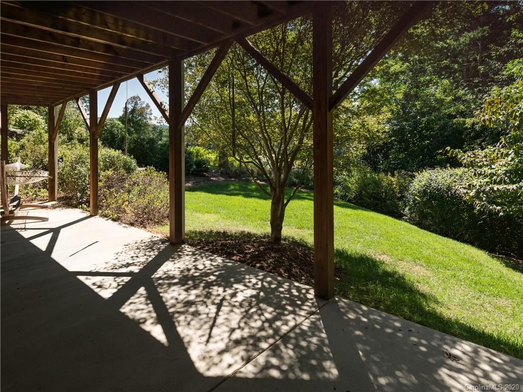 7 Crescent Court Weaverville NC 28787