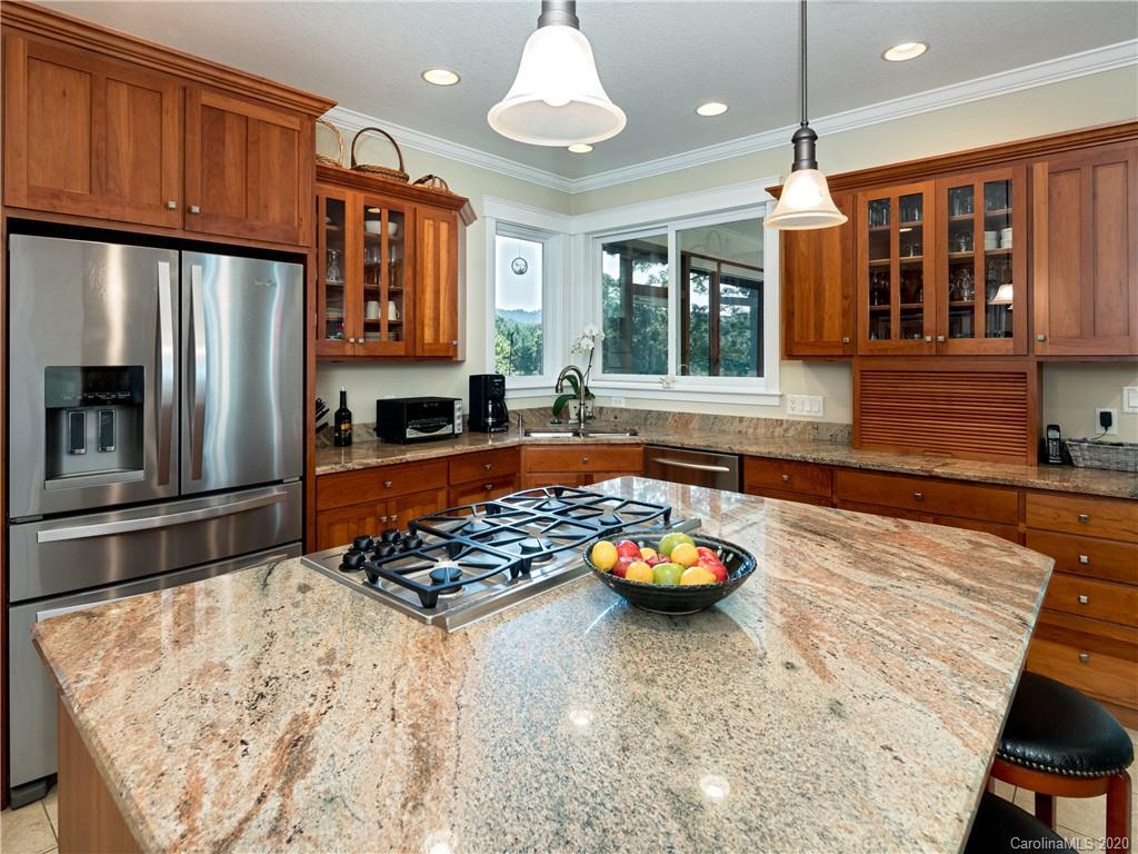 7 Crescent Court Weaverville NC 28787