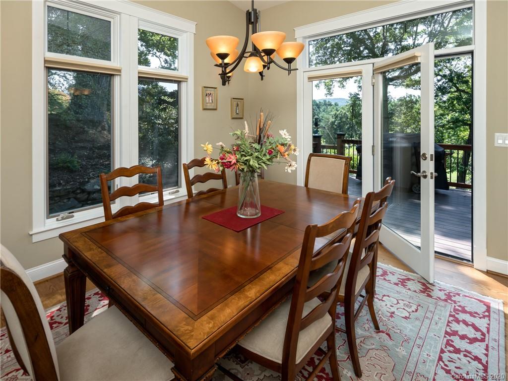 7 Crescent Court Weaverville NC 28787