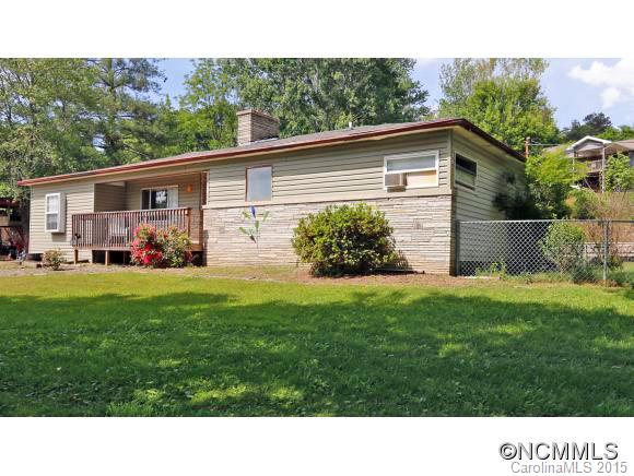 951 Old Clyde Road Clyde NC 28721