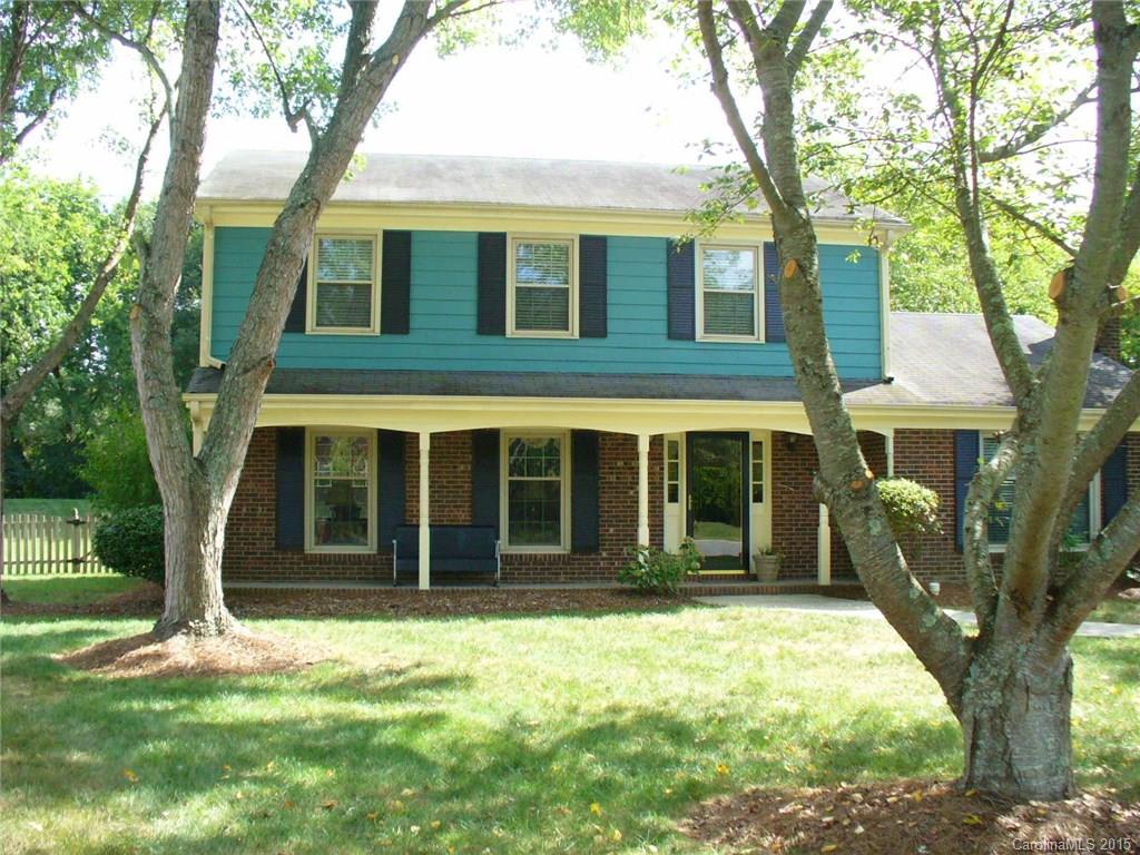2001 Glouchester Circle Charlotte NC 28226