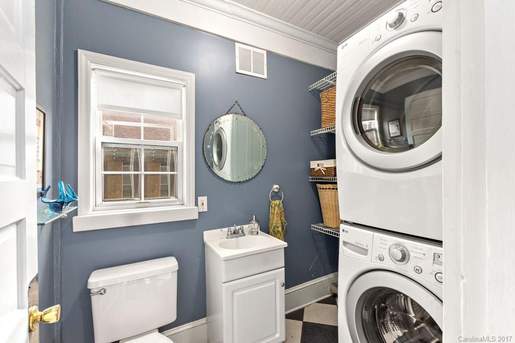 25 Monroe Place Asheville NC 28801