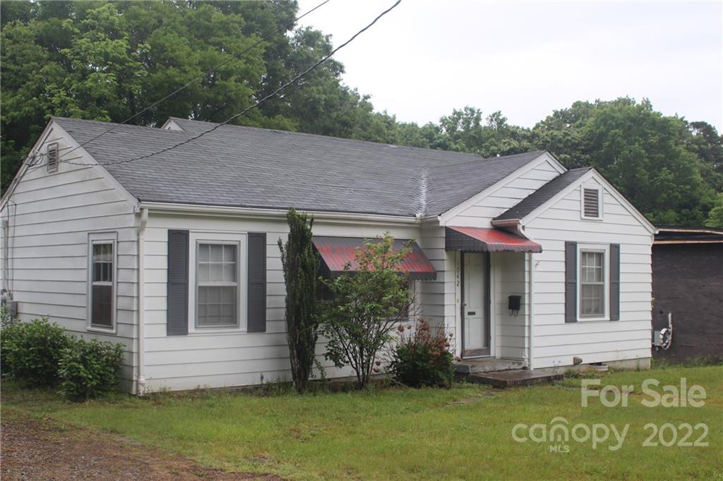 1042 6th Avenue Drive NW Hickory NC 28601