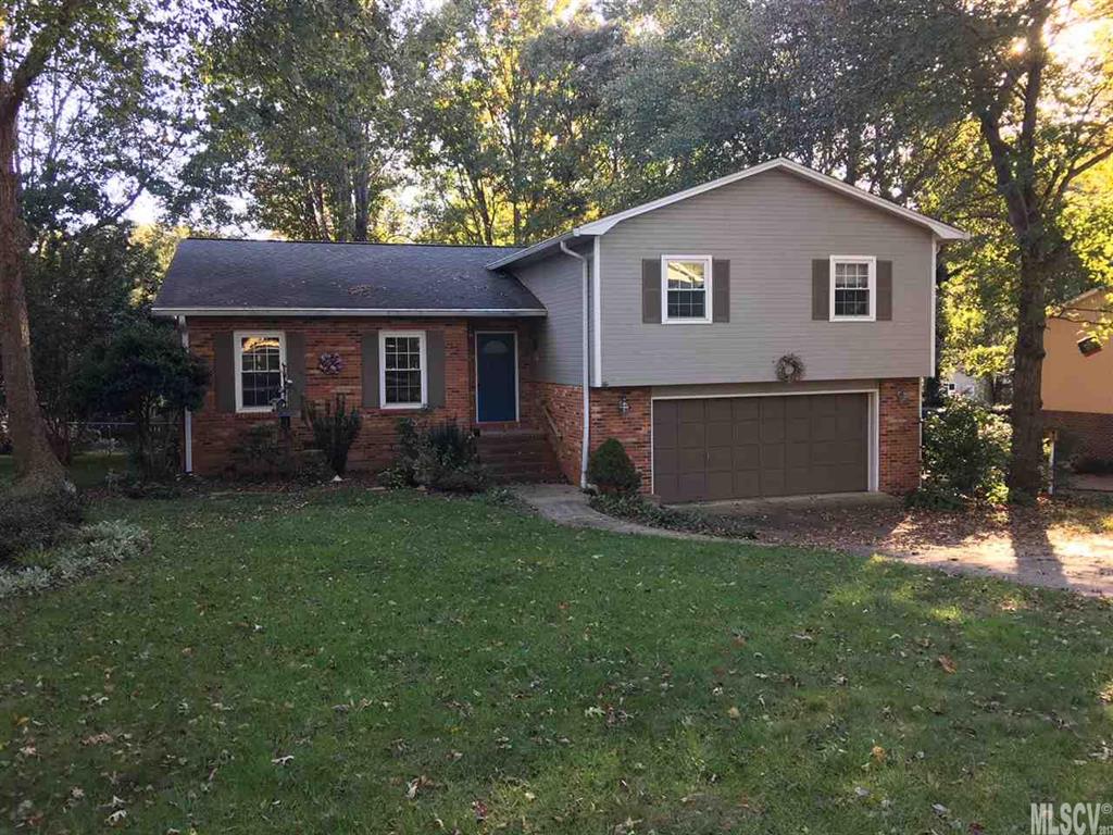 476 17th Avenue Drive NE Hickory NC 28601
