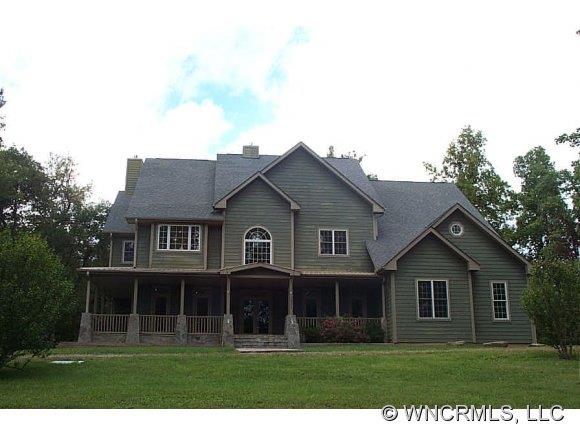 1011 Esseola Drive Saluda NC 28773