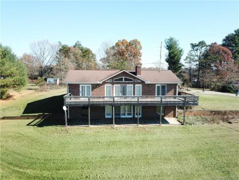 32 Alexander Heights Leicester NC 28748