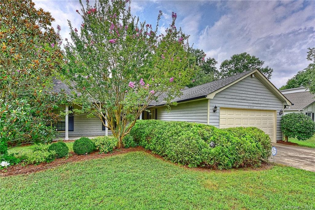 11227 Snapfinger Drive Charlotte NC 28277