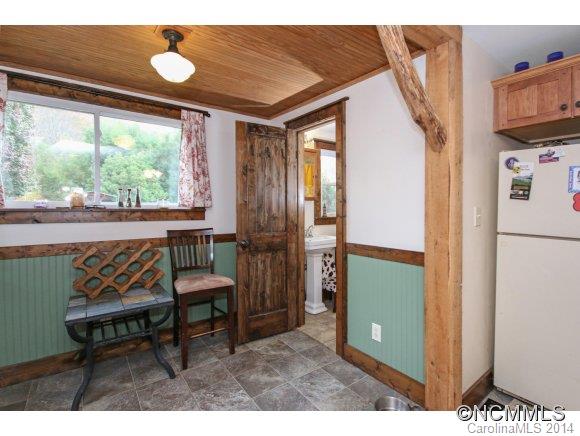 18 Morgan Branch Road Weaverville NC 28787