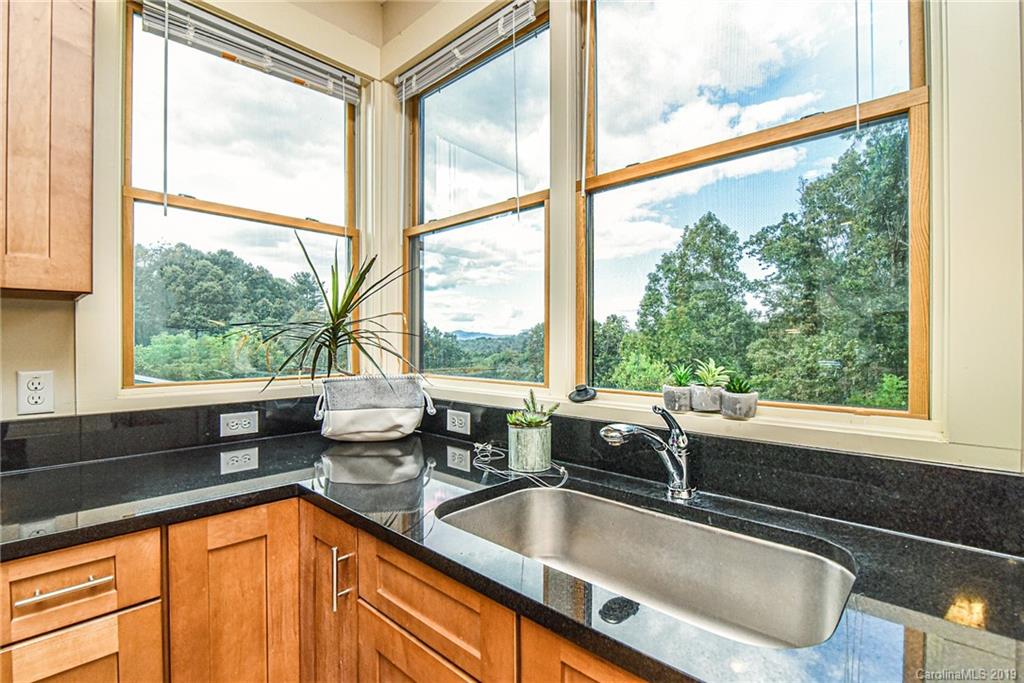 73 Goodman Road Asheville NC 28804