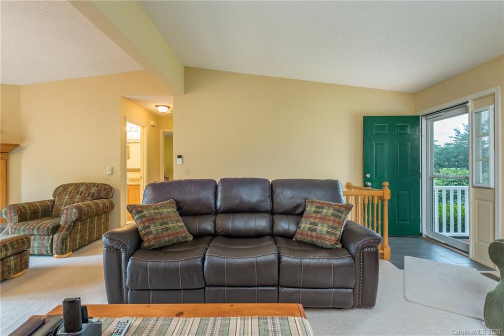 7 Mandy Lane Weaverville NC 28787