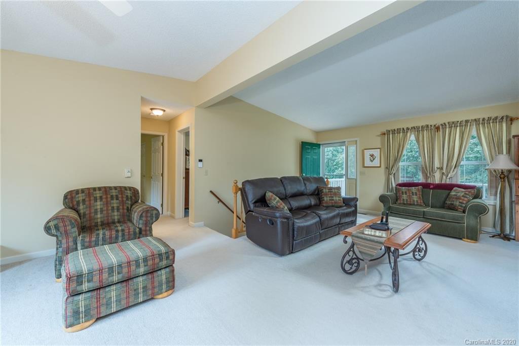 7 Mandy Lane Weaverville NC 28787