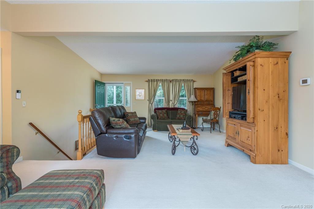 7 Mandy Lane Weaverville NC 28787
