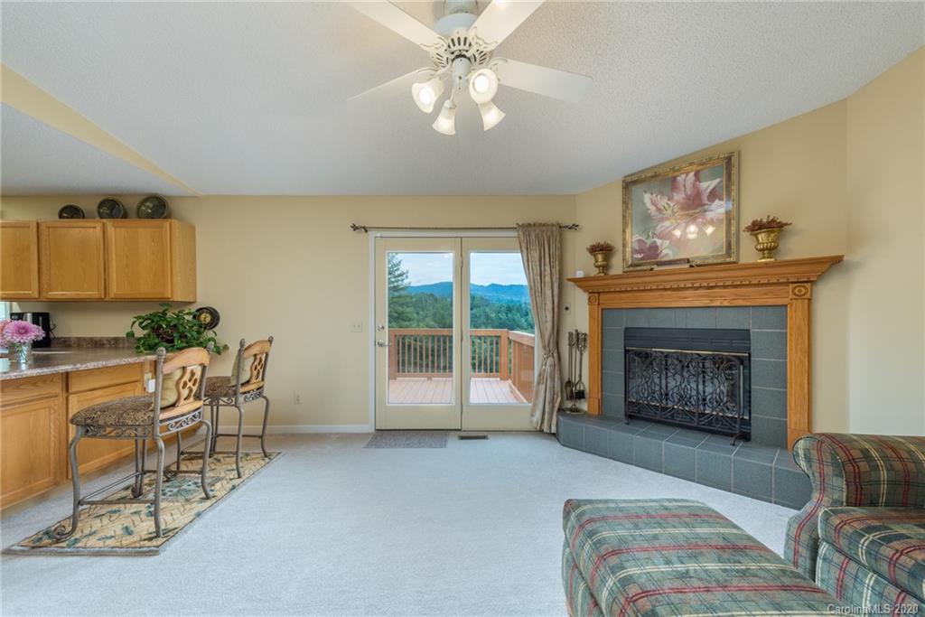 7 Mandy Lane Weaverville NC 28787