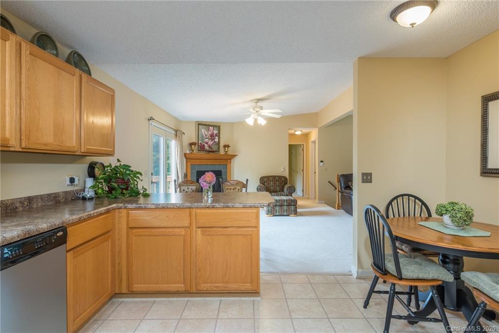 7 Mandy Lane Weaverville NC 28787