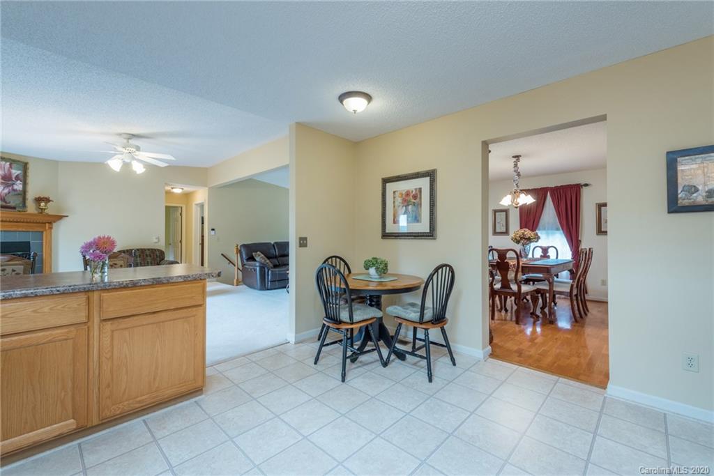 7 Mandy Lane Weaverville NC 28787