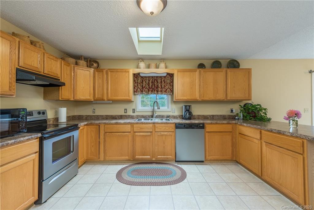 7 Mandy Lane Weaverville NC 28787