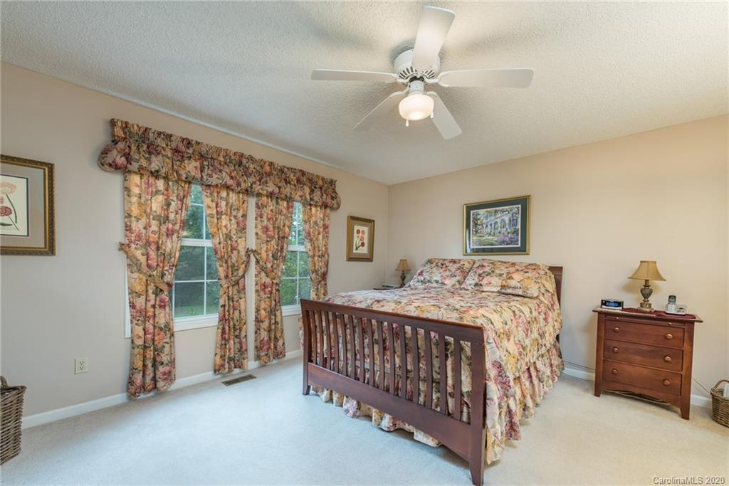 7 Mandy Lane Weaverville NC 28787
