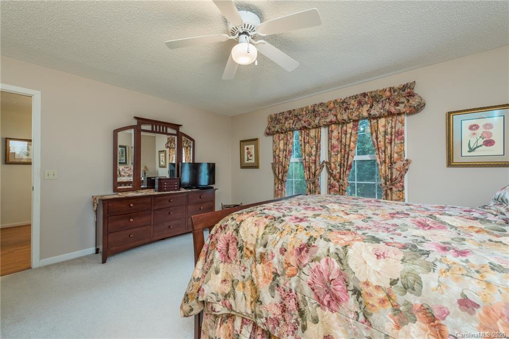 7 Mandy Lane Weaverville NC 28787