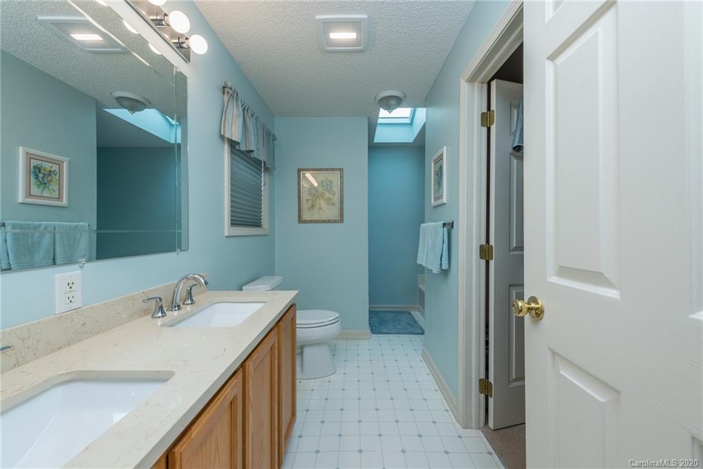 7 Mandy Lane Weaverville NC 28787