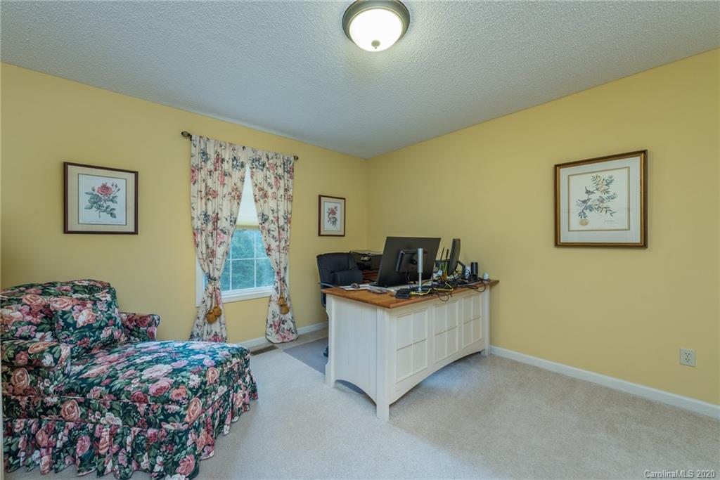 7 Mandy Lane Weaverville NC 28787