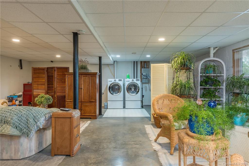 7 Mandy Lane Weaverville NC 28787