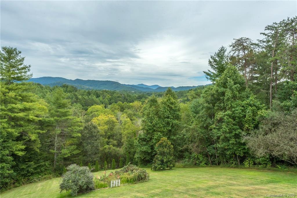 7 Mandy Lane Weaverville NC 28787