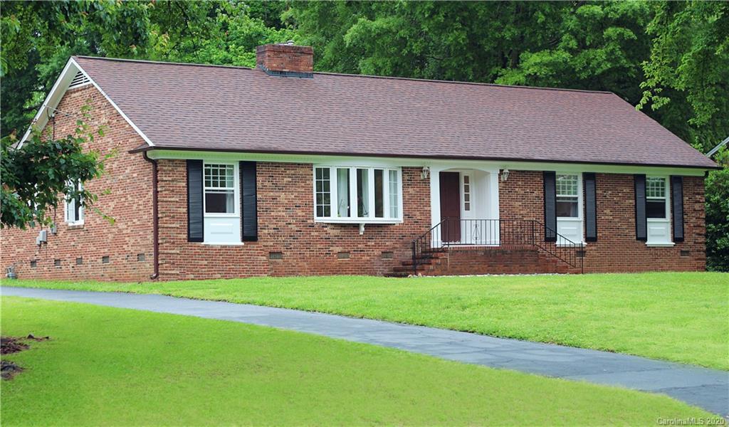 2515 Huntingtowne Farms Lane Charlotte NC 28210
