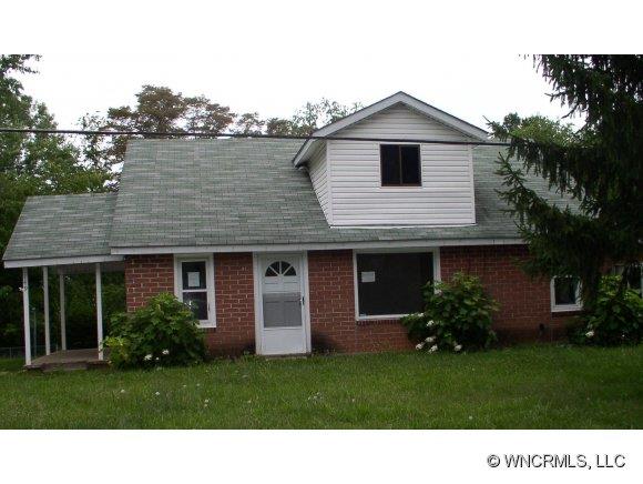 149 Moody Avenue Candler NC 28715