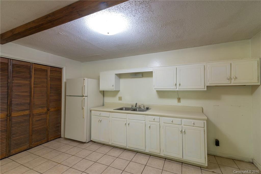 12 Barger Road Asheville NC 28803