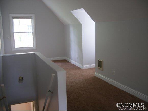 11 Canterbury Road Asheville NC 28805