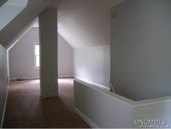 11 Canterbury Road Asheville NC 28805