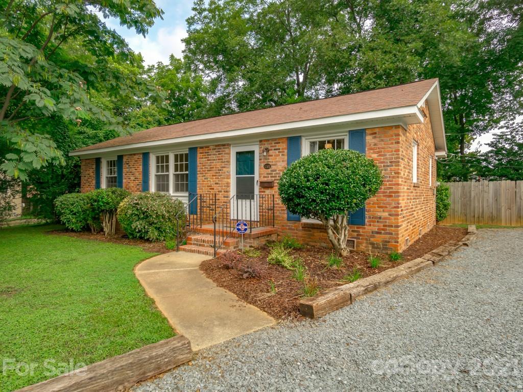 1501 Collier Court Charlotte NC 28205
