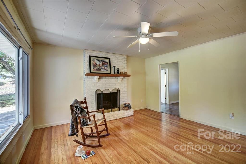 49 Farley Street Waynesville NC 28786