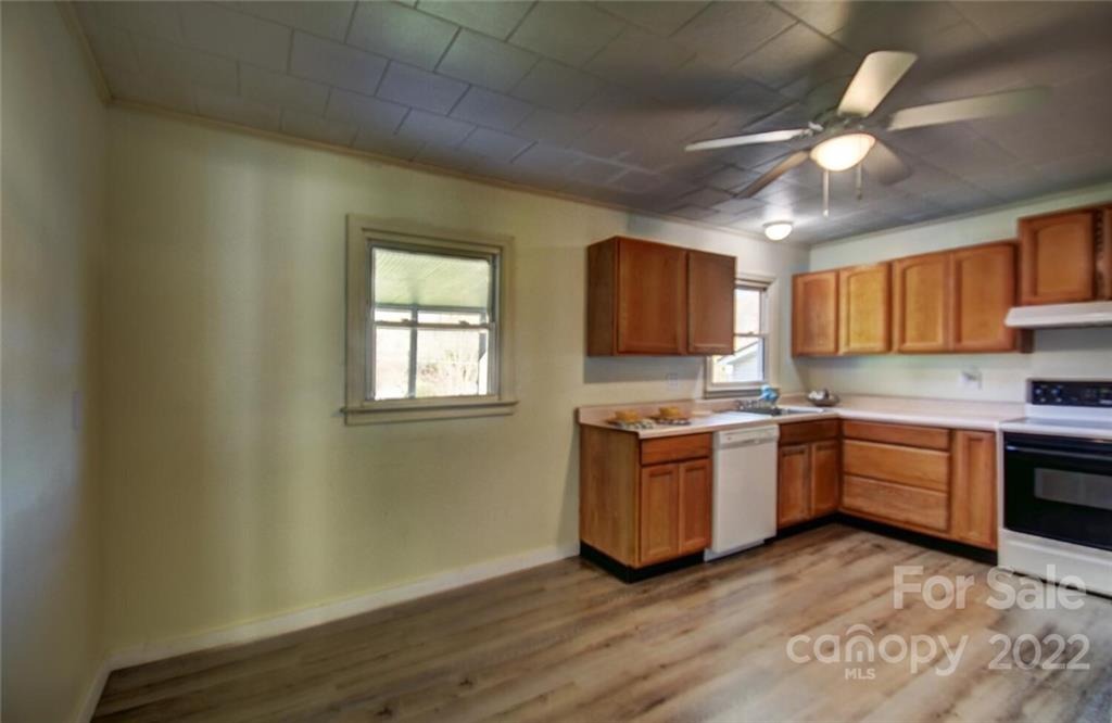 49 Farley Street Waynesville NC 28786