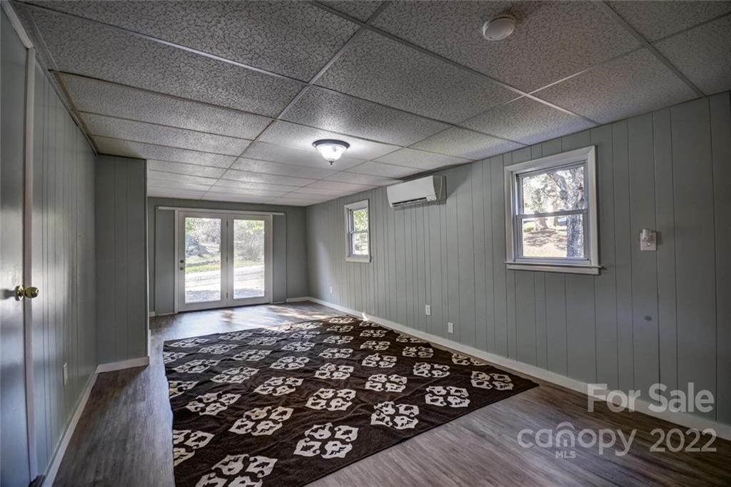 49 Farley Street Waynesville NC 28786