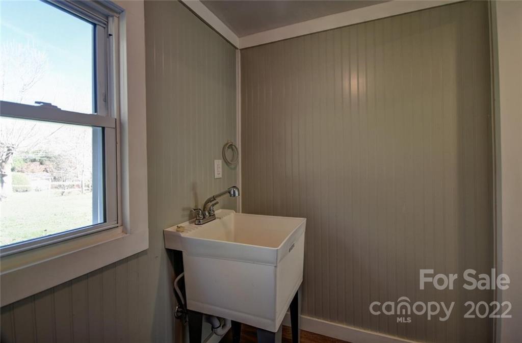 49 Farley Street Waynesville NC 28786