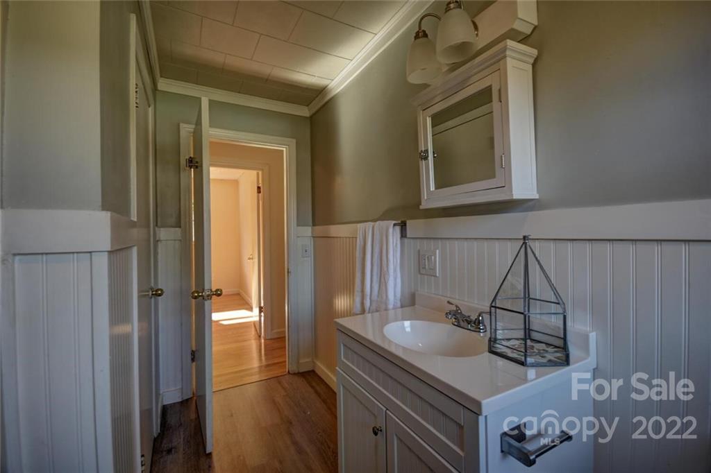 49 Farley Street Waynesville NC 28786