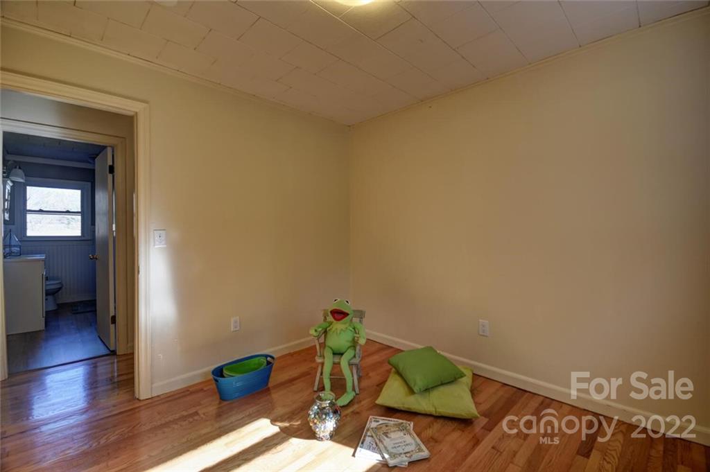 49 Farley Street Waynesville NC 28786