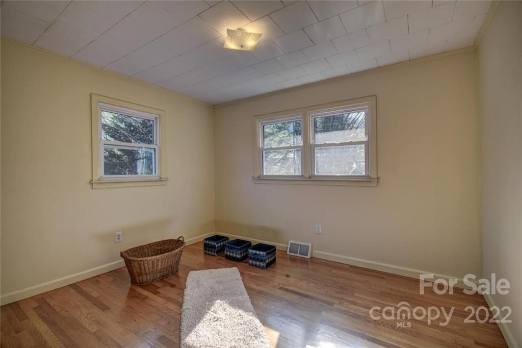 49 Farley Street Waynesville NC 28786