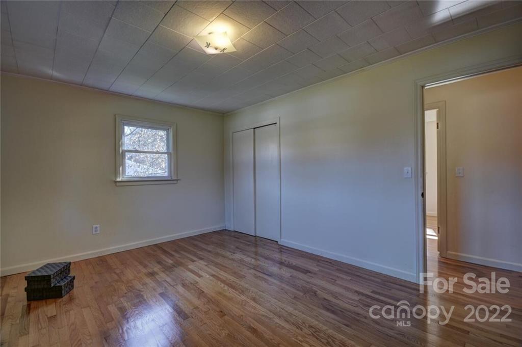 49 Farley Street Waynesville NC 28786