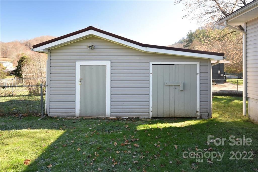 49 Farley Street Waynesville NC 28786